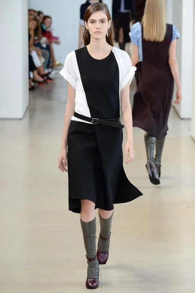 Look 34